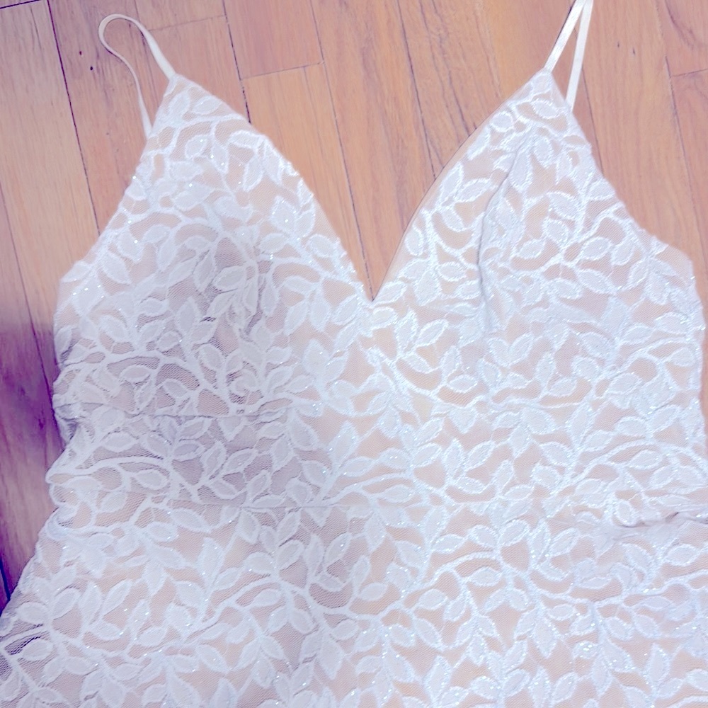 Emerald Sundae White Lace Dress